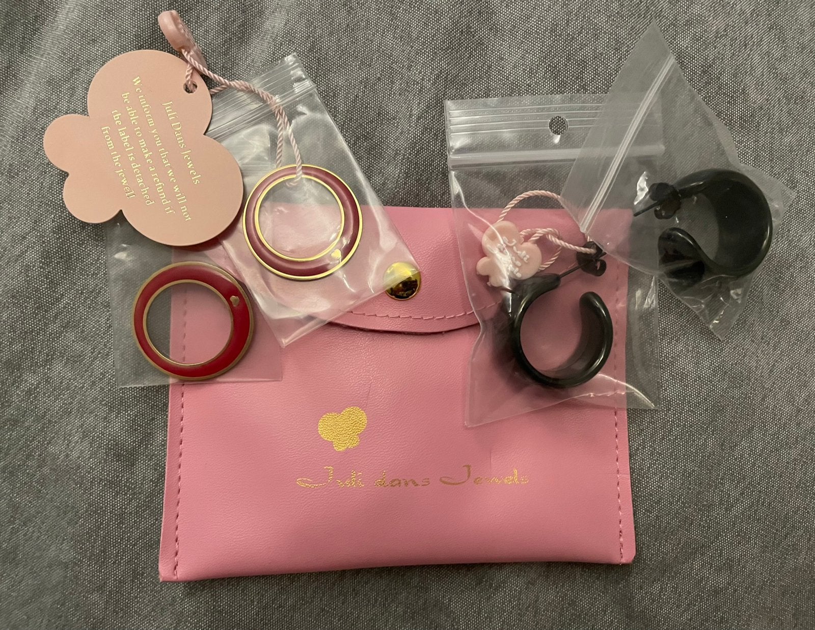 Juli Dans Jewels, Ophalen of Verzenden, Nieuw, Zwart, Hangers