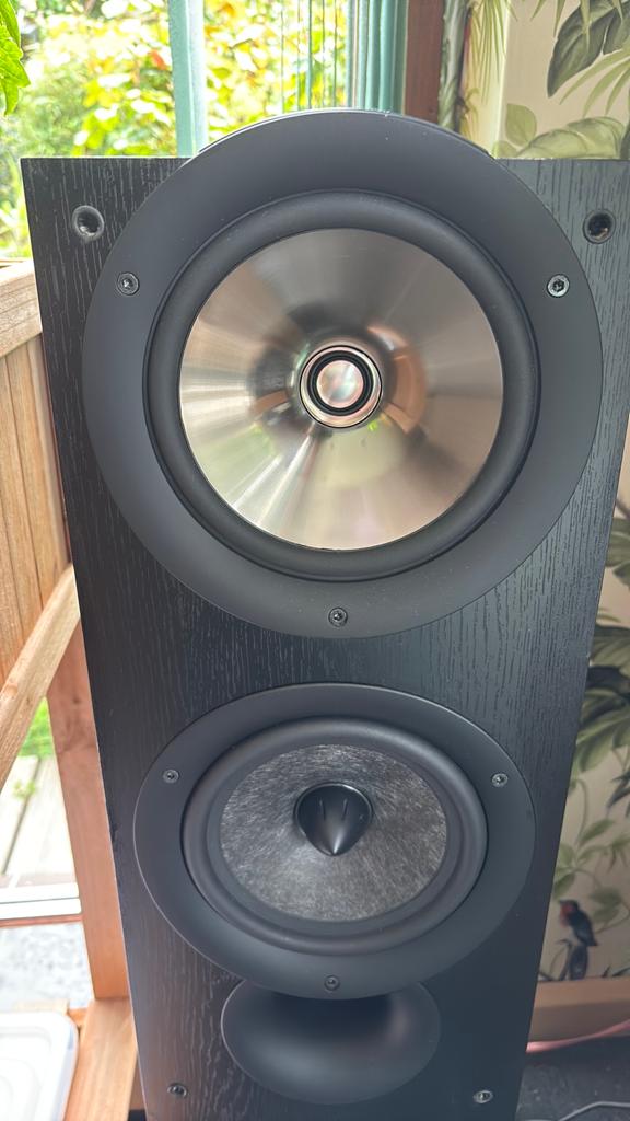 Kef iq7se, Zo goed als nieuw, 120 watt of meer, Front, Rear of Stereo speakers, Ophalen