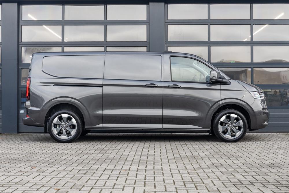 Volkswagen e-Transporter 34 L2H1 218pk Bulli 64 kWh | Stoele, Auto's, Bestelauto's, Automaat, 12 maanden, Achterwielaandrijving