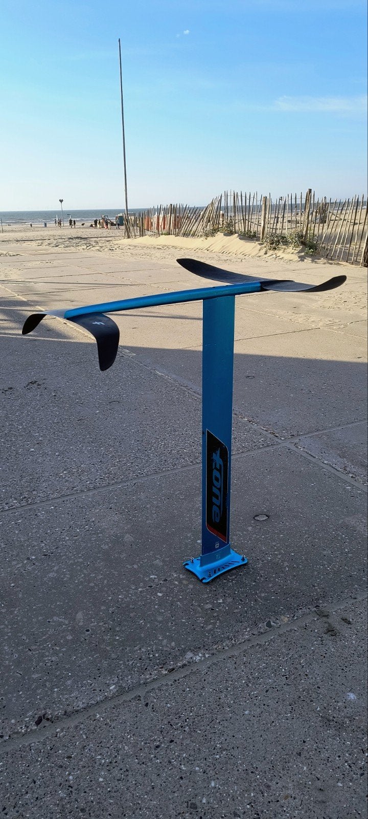 Complete F-one foil setup (85cm mast, 850 front, 300 stab), Foil, Ophalen of Verzenden, 15 m²