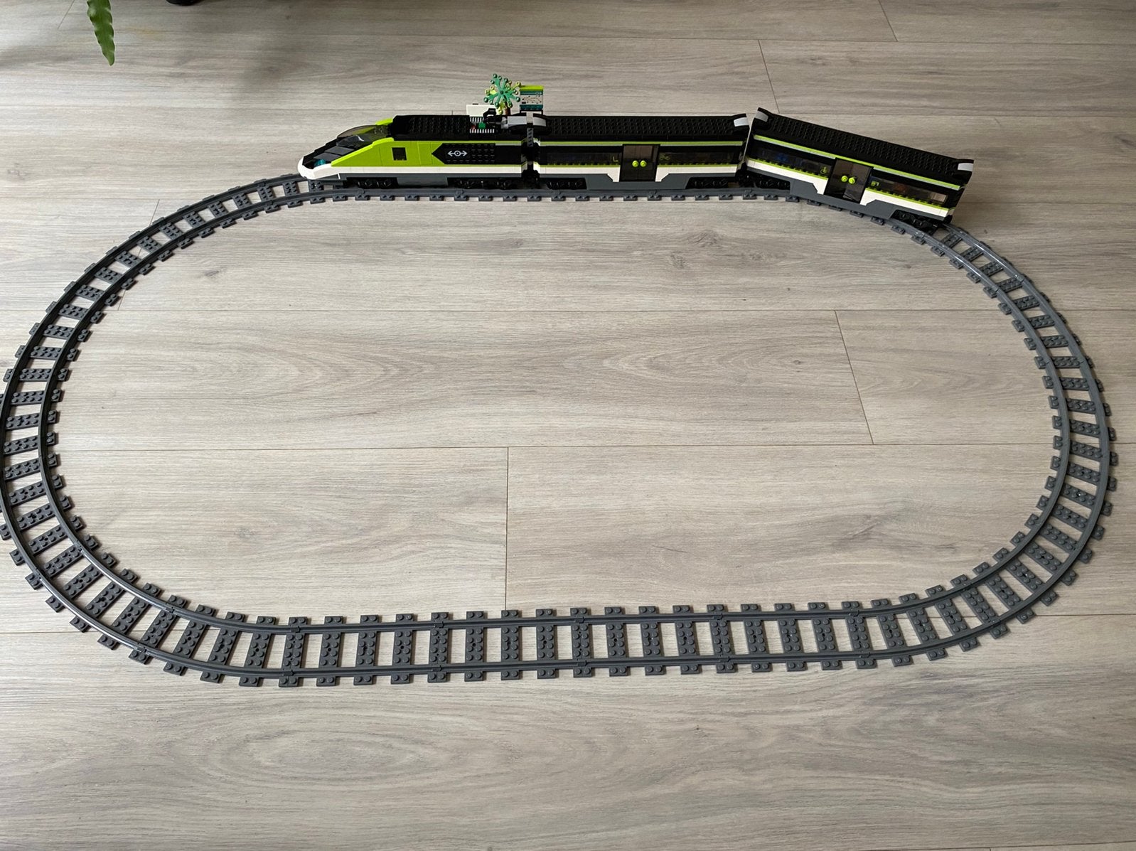 LEGO City passagierssneltrein 60337, Ophalen of Verzenden, Zo goed als nieuw