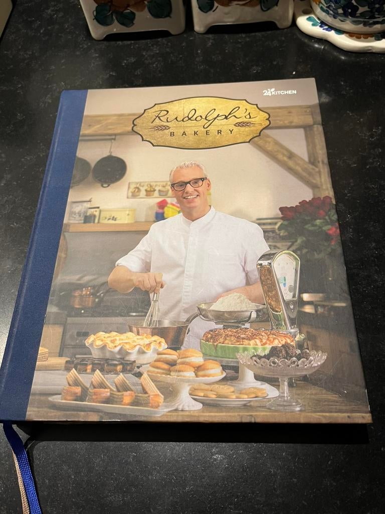 Rudolph’s Bakery.  (24 kitchen), Nederland en België, Taart, Gebak en Desserts, Ophalen, Gelezen