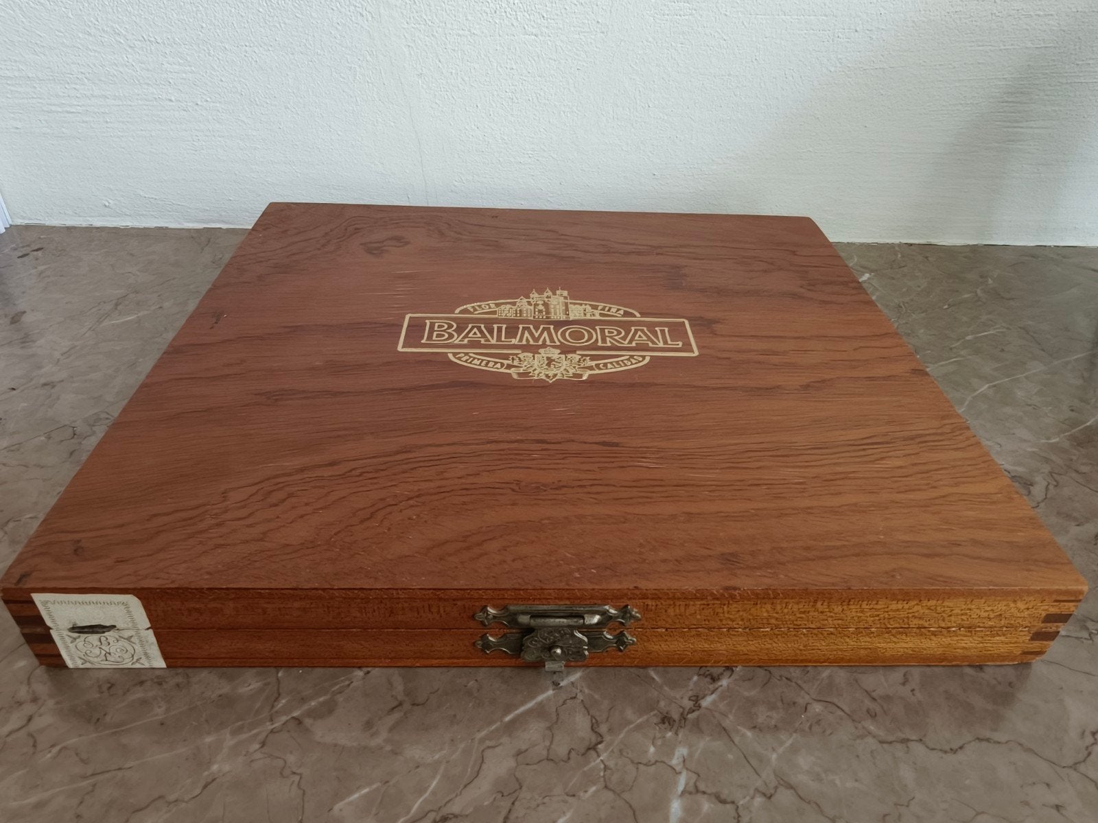 Grote Vintage Balmoral Houten Sigarenkist / Presentatiedoos, Verzamelen, Ophalen, Gebruikt