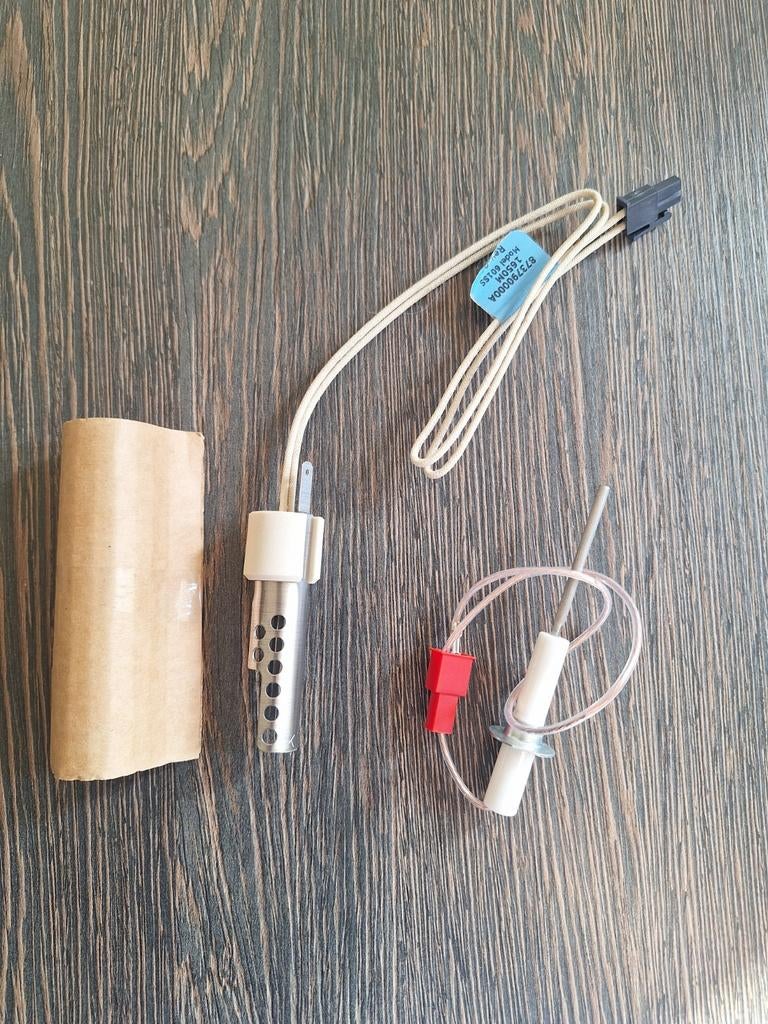 Nefit Bosch Gloeiplug en ionisatiepen, Minder dan 30 cm, Hoog rendement (Hr), Cv-ketel of Combi-ketel, Nieuw