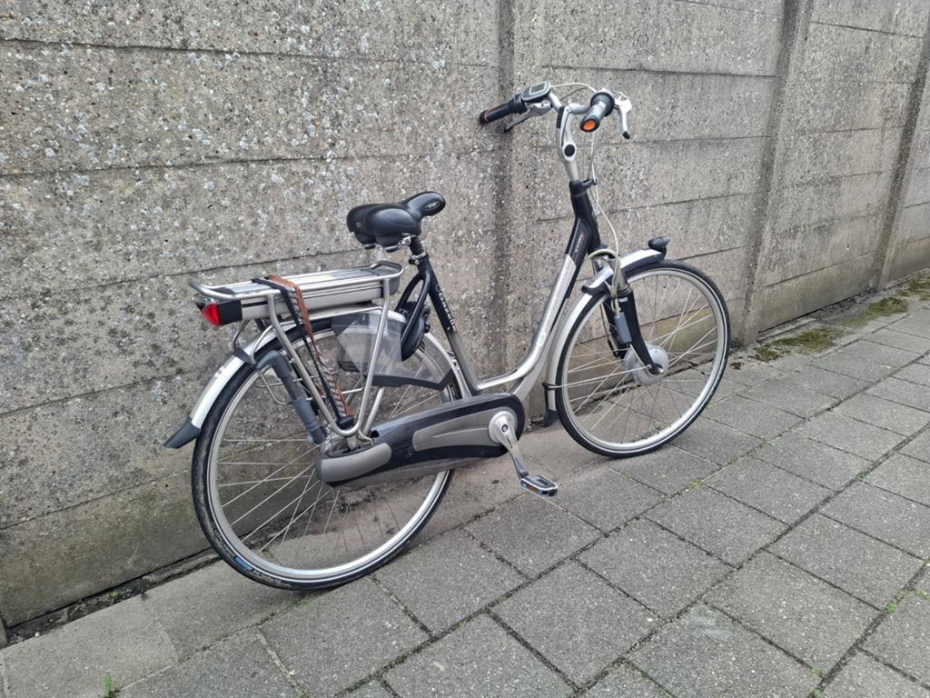Gazelle Grenoble elektrische damesfiets, Ophalen, Zo goed als nieuw, 51 tot 55 cm, 50 km per accu of meer