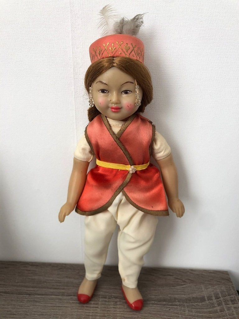 Vintage Pop Rusland Kazakhstan 26 cm, Ophalen of Verzenden, Gebruikt, Pop
