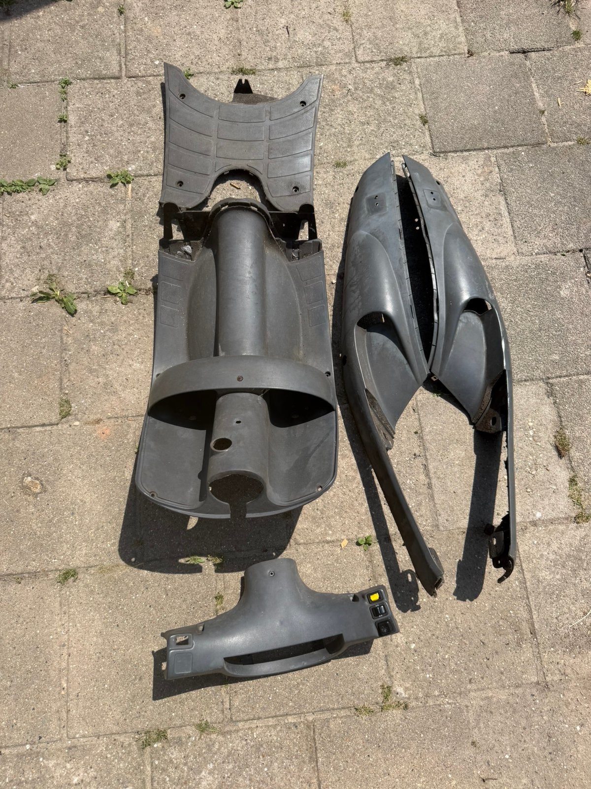 Piaggio zip type 3 binnenkappen 50cc 125cc 180cc, Ophalen of Verzenden