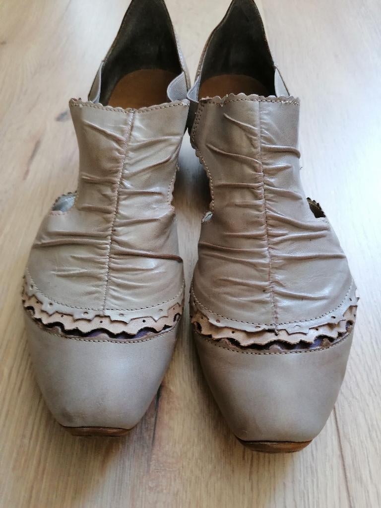 Als nieuw-Rieker instapschoenen/pumps beige mt 41, Pumps, Beige, Ophalen of Verzenden, Zo goed als nieuw