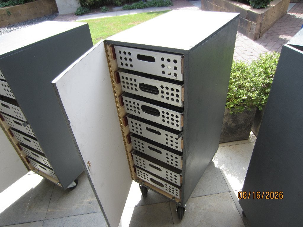 Verrijdbare Multiplex Opbergkast met 7 Aluminium Lades, Huis en Inrichting, Minder dan 50 cm, Gebruikt, Met lade(s), 100 tot 150 cm