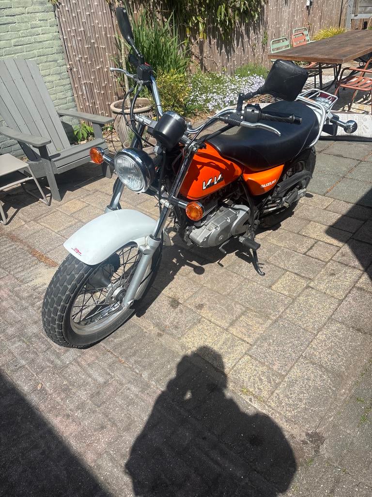 Suzuki RV 125 VanVan - Oranje/Wit - Fijne toermotor, Motoren, Motoren | Suzuki, Gebruikt, Particulier, Enduro, 1 cilinder