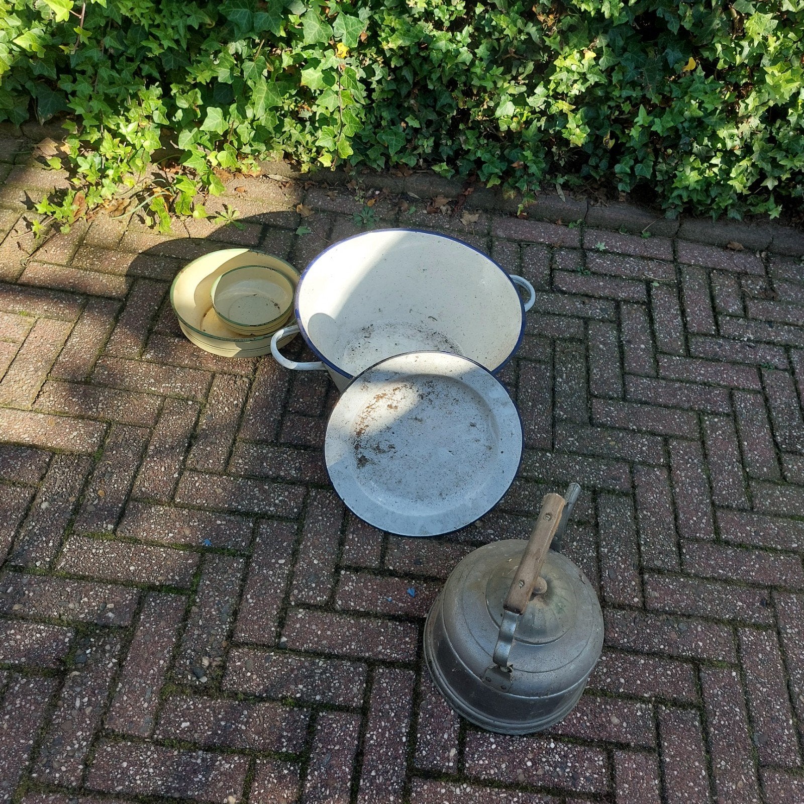 antieke pannen en kan., Ophalen of Verzenden