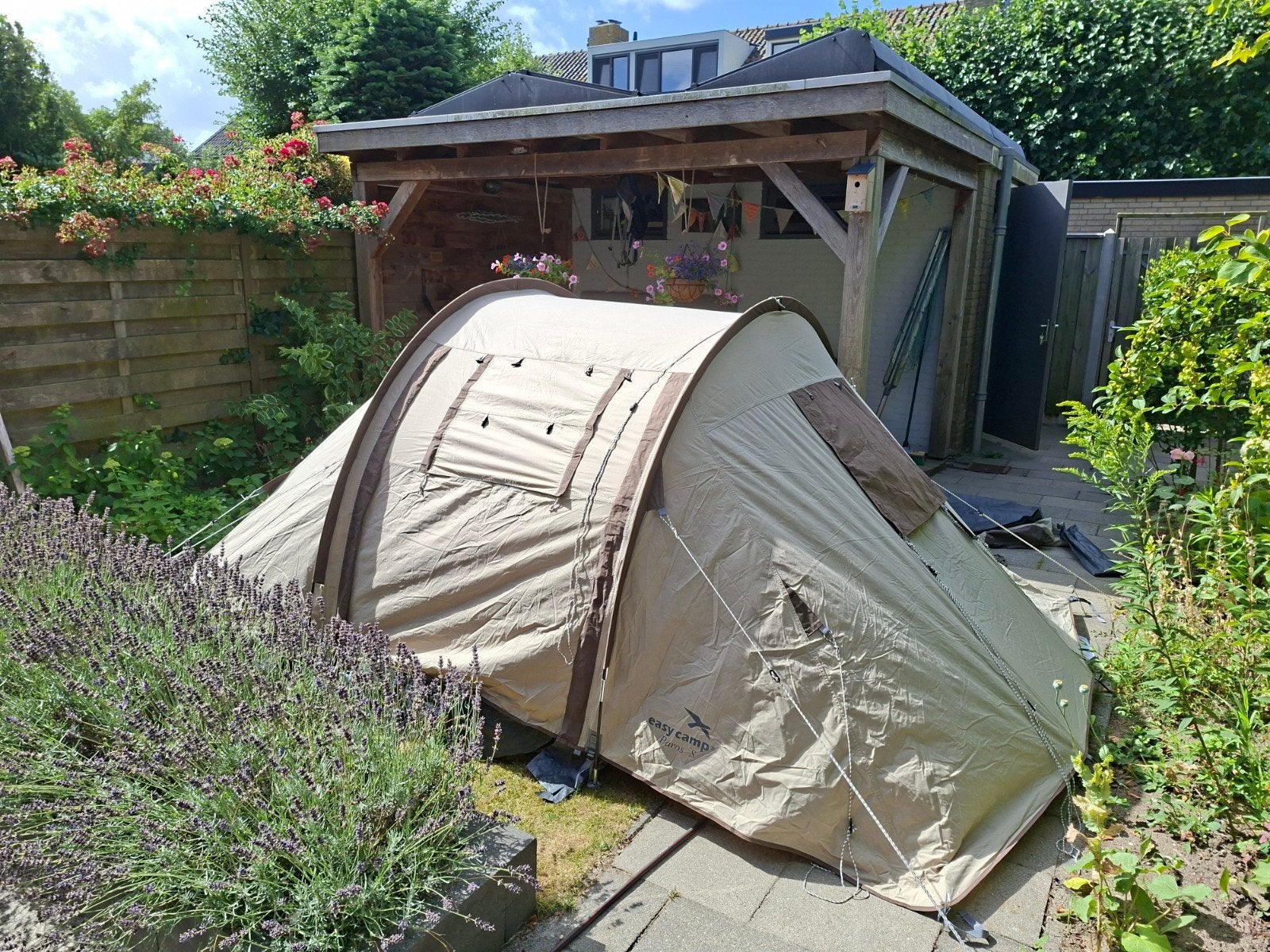 Vis à Vis tent, Ophalen