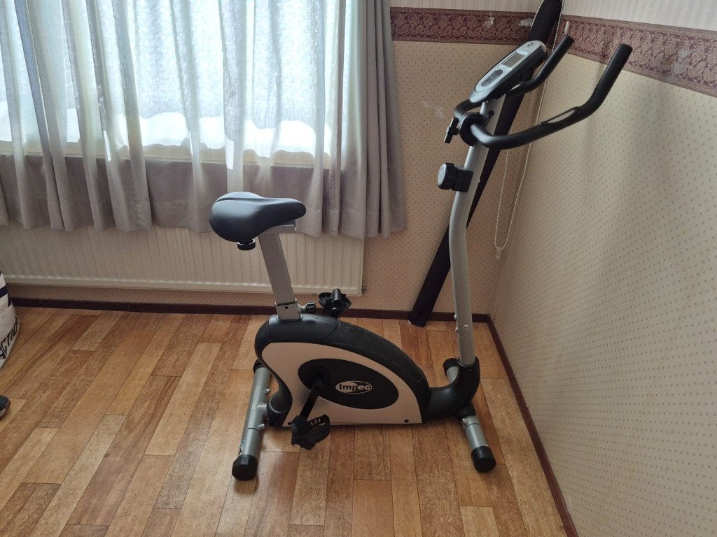 Fitness Fiets/Hometrainer, Sport en Fitness, Ophalen, Gebruikt, Metaal, Benen