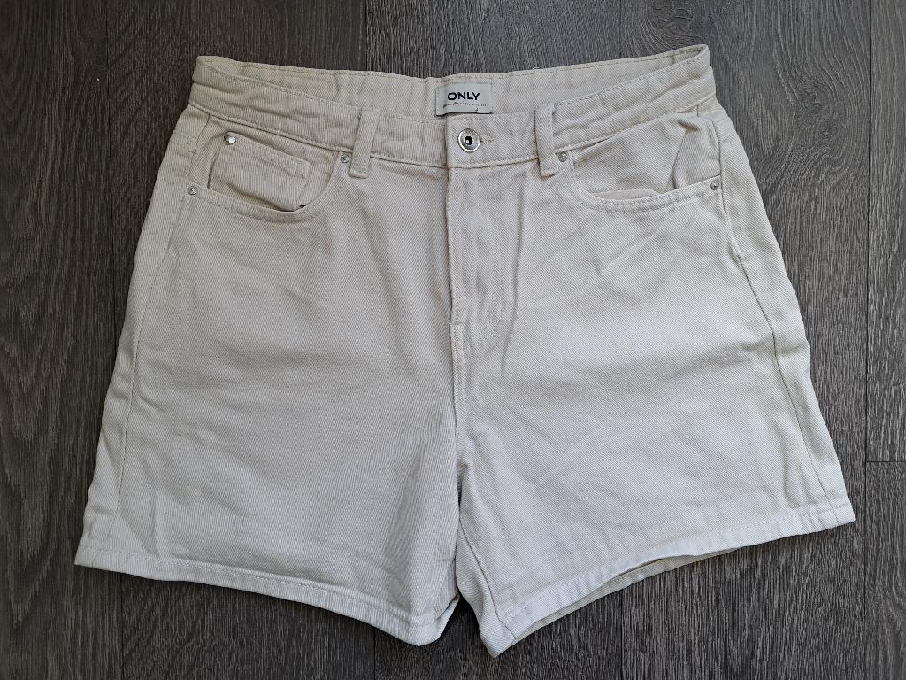 korte Broek  Only  - M  38   jusa17, Maat 38/40 (M), Only, Kort, Beige