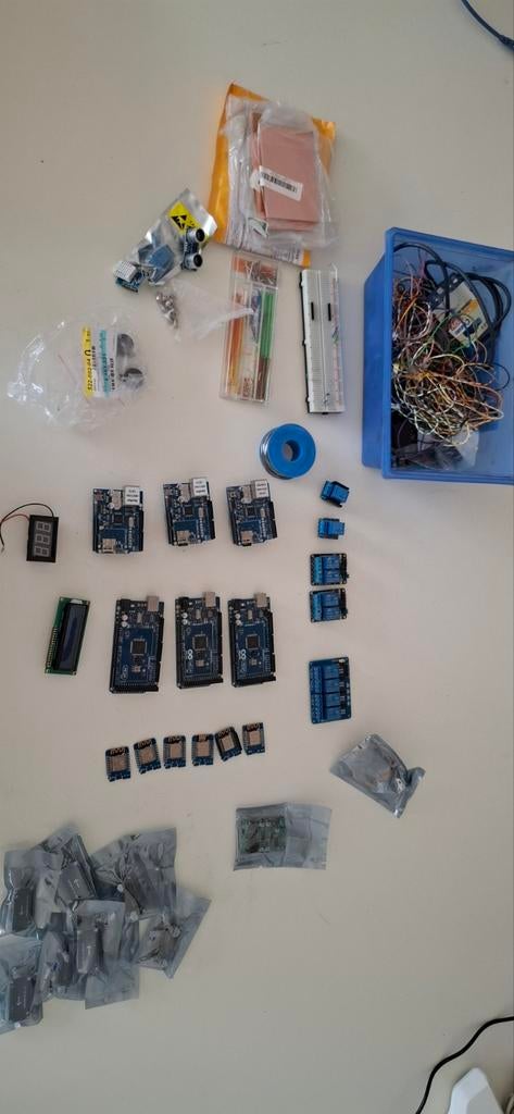 Grote partij Arduino Mega, ESP8266 en elektronica onderdelen, Ophalen of Verzenden, Zo goed als nieuw