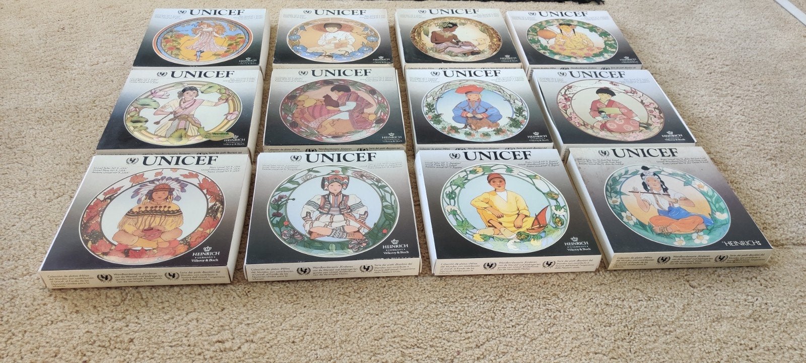 Complete set Unicef wandborden serie Kinderen van de wereld, Ophalen of Verzenden, Buitenland