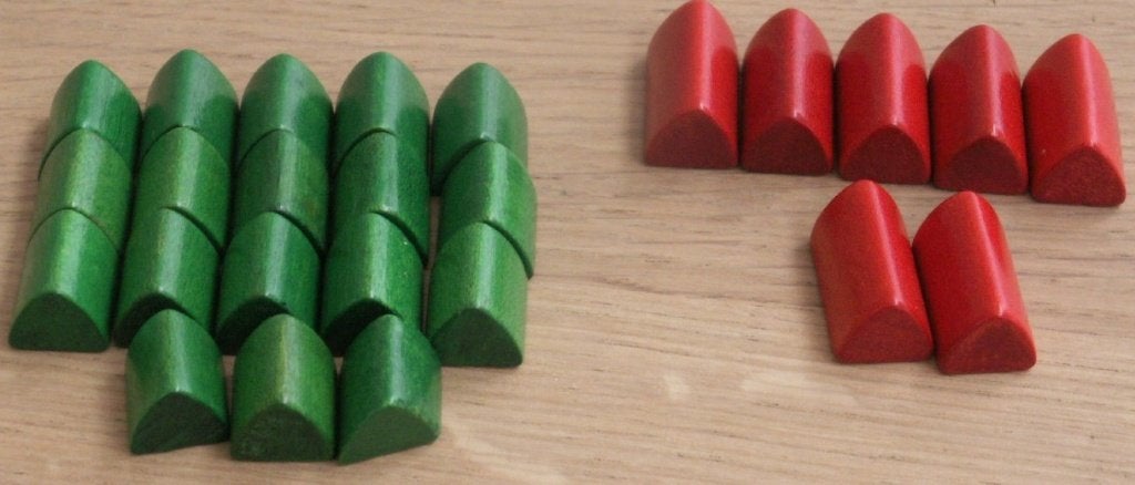 Monopoly 33 oude groene houten huisjes+19 rode houten hotels, Hobby en Vrije tijd, Gezelschapsspellen | Bordspellen, Ophalen of Verzenden