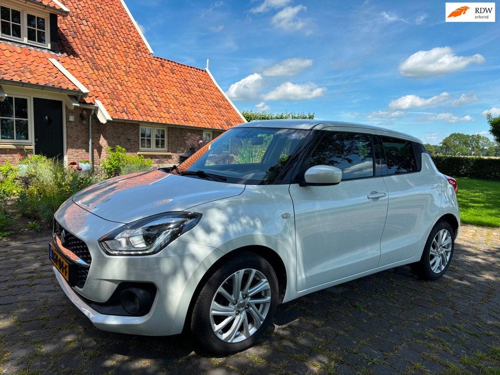 Suzuki SWIFT 1.2 Style Smart Hybrid, 83 pk, Gebruikt, Euro 6, 4 cilinders