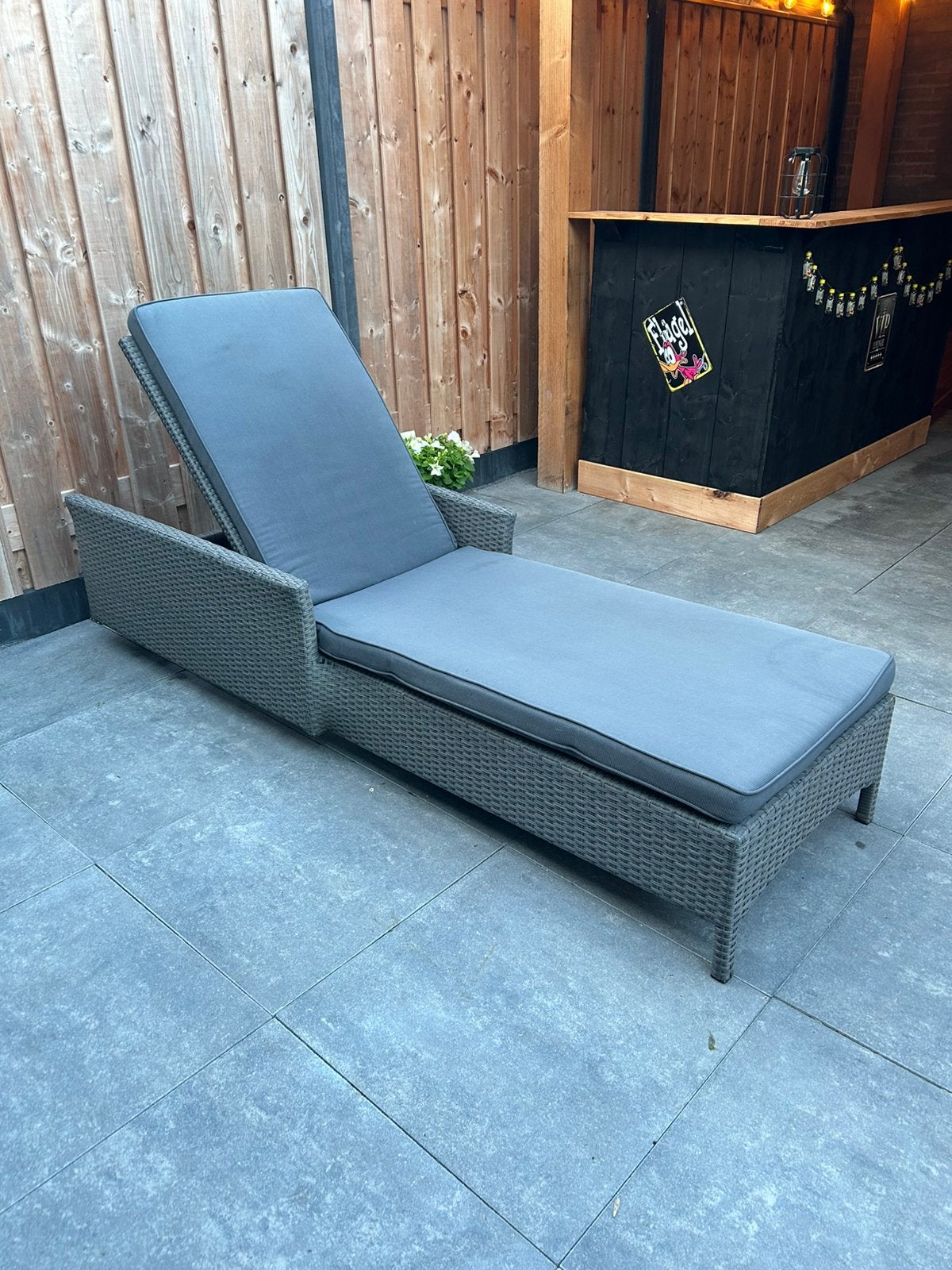 Ligbed verstelbaar incl. kussen Hartman, Tuin en Terras, Ophalen, Gebruikt, Wicker, Verstelbaar
