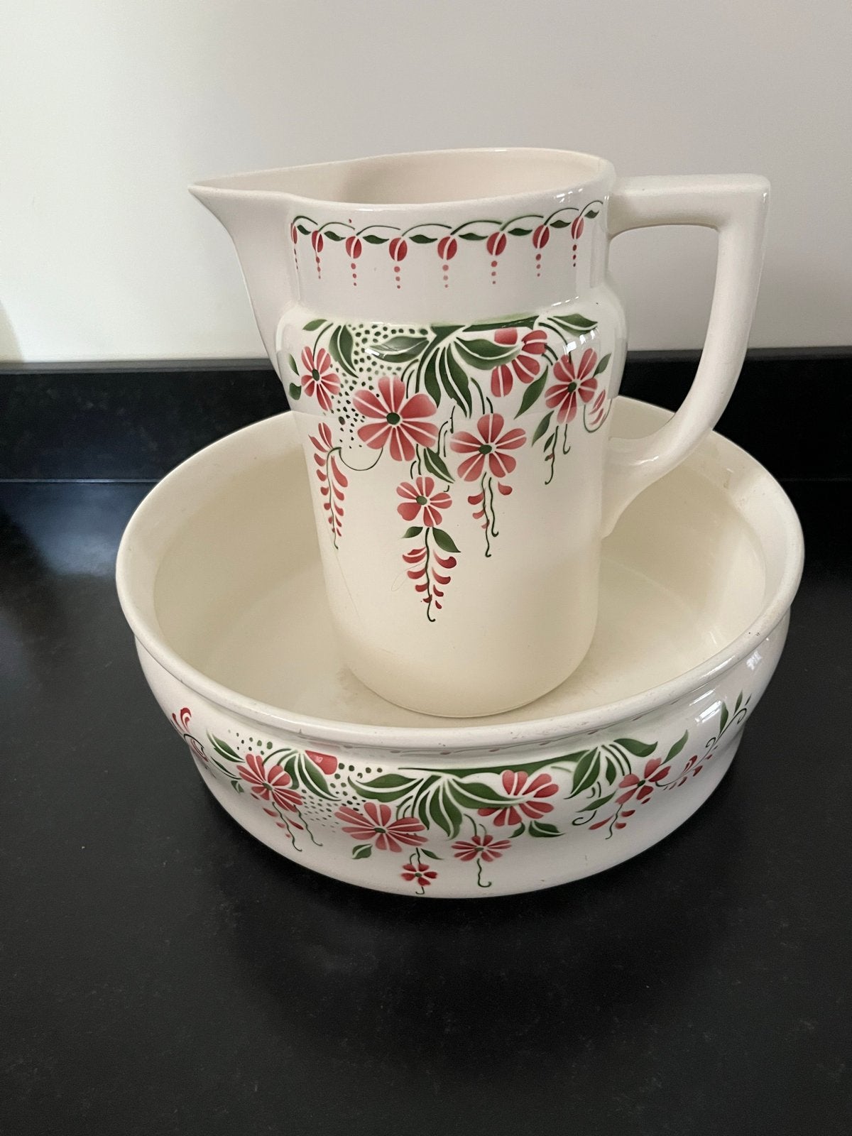 Antieke waskom en kan set met bloemmotief, Antiek en Kunst, Antiek | Keramiek en Aardewerk, Ophalen