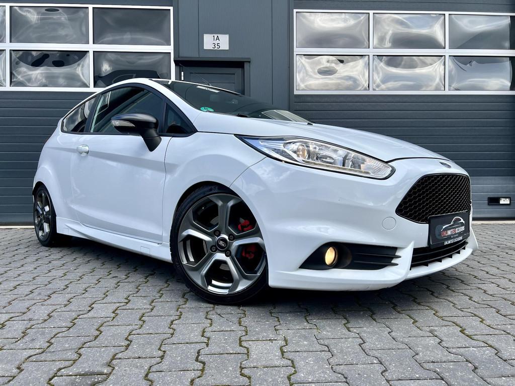 Ford Fiesta 1.6 ST2 *H&R*CRUISE*CAMERA*182PK*SPORTSOUND, Auto's, Ford, Voorwielaandrijving, 1596 cc, Gebruikt, Euro 6