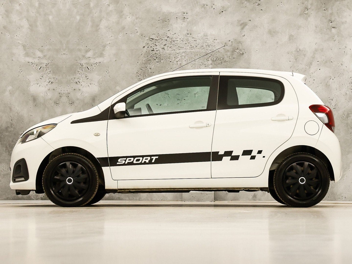 Peugeot 108 1.0 e-VTi Sport (NAP, AIRCO, BLUETOOTH, SPORTSTO, Auto's, Voorwielaandrijving, Stof, Gebruikt, 4 stoelen