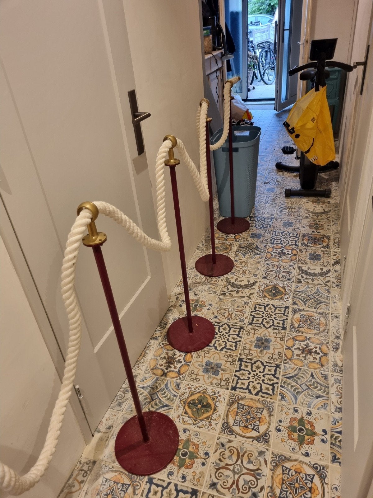 10 afzetpaaltjes met 2 koorden van 6.5 meter, Ophalen, Gebruikt, Versiering, Overige