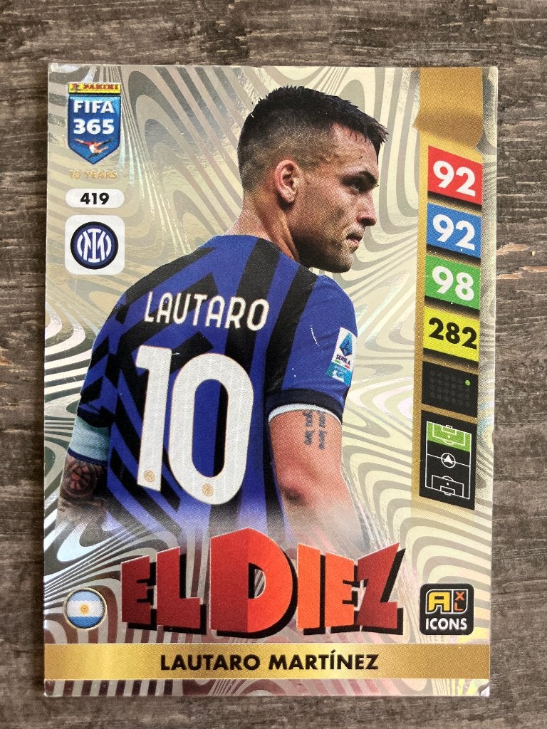 Panini FIFA 365 Adrenalyn XL 2025 Lautaro Martínez, Verzamelen, Ophalen of Verzenden, Zo goed als nieuw, Buitenlandse clubs, Spelerskaart