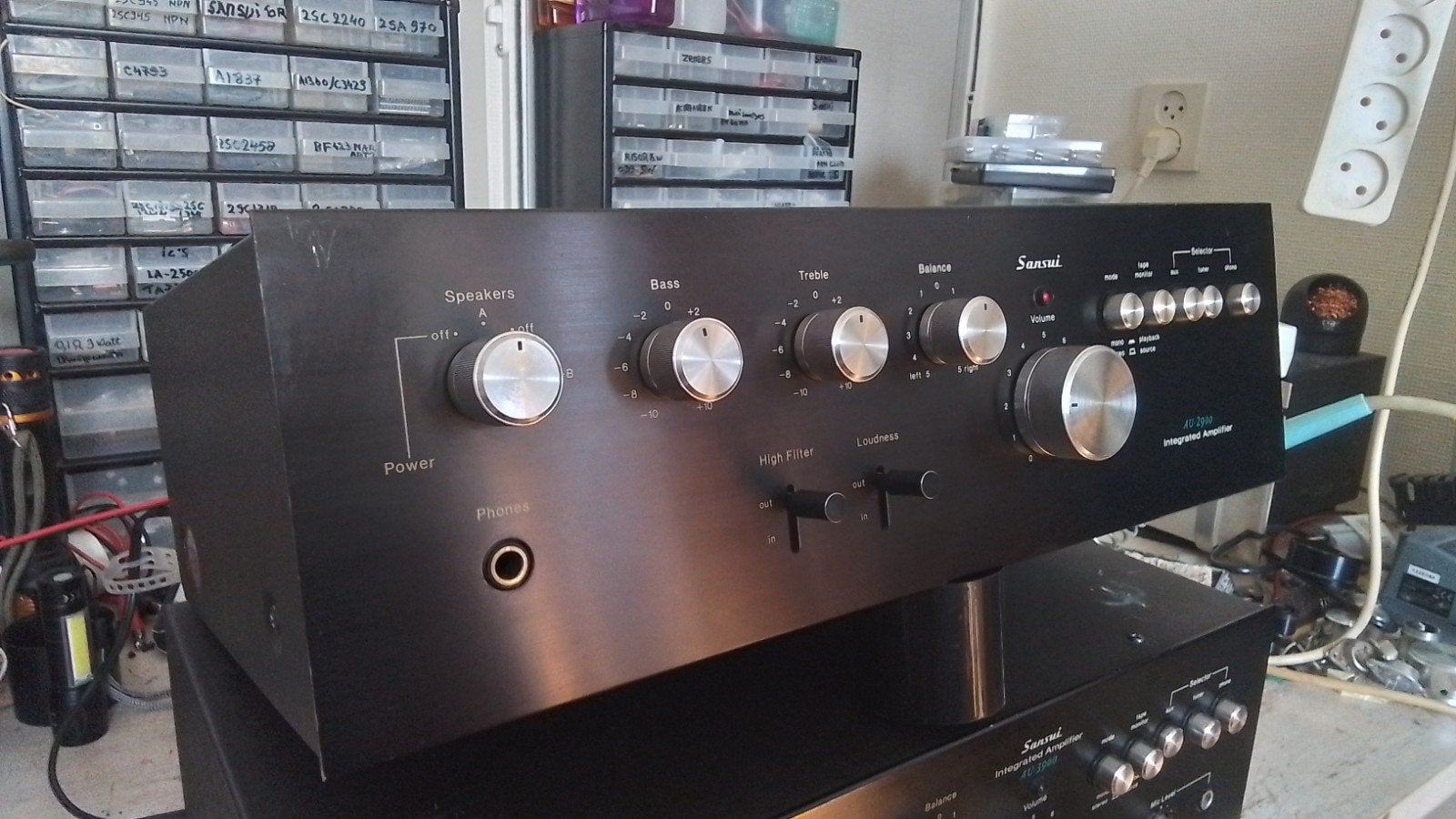SANSUI AU-2900 Geïntegreerde Versterker (1976-1977), Gebruikt, Ophalen, Overige merken, Minder dan 60 watt