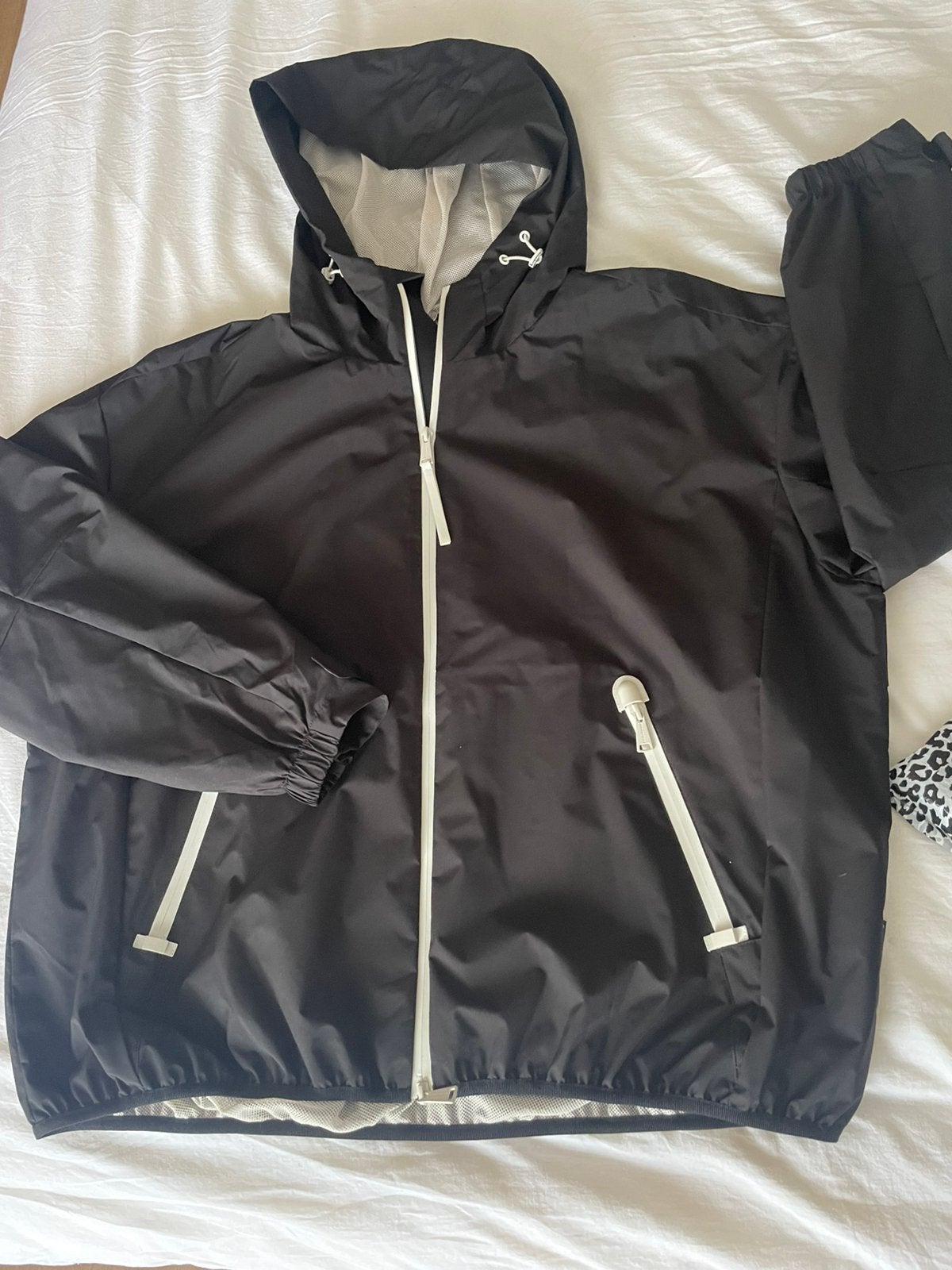 Nieuwe zomerjas maat 42 merk Rino & Pelle, Kleding | Dames, Jassen | Zomer, Ophalen of Verzenden, Nieuw, Maat 42/44 (L), Zwart