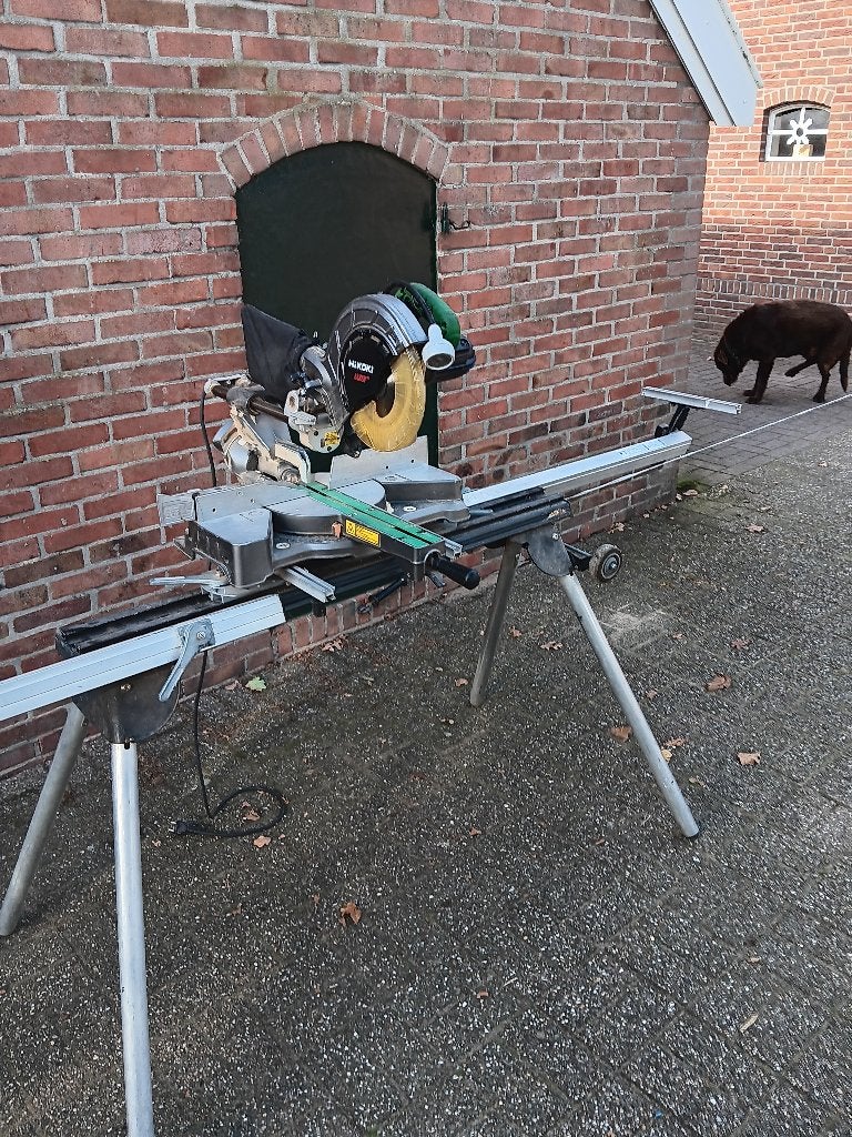 Afkortzaag Hikoki, Ophalen, Zo goed als nieuw, Afkortzaag, 30 tot 70 mm
