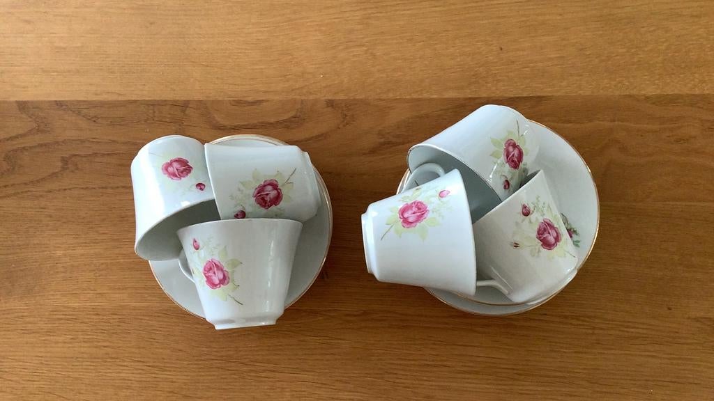 Theeservies van Rorstrand, Rosamunda - 601, Ophalen, Zo goed als nieuw, Porselein, Kop en/of schotel