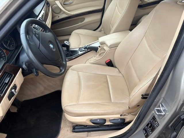 BMW 3-serie 318i Business Line Style, '10 nl-auto, sportief,, Auto's, BMW, Euro 5, Achterwielaandrijving, Beige, Parkeersensor