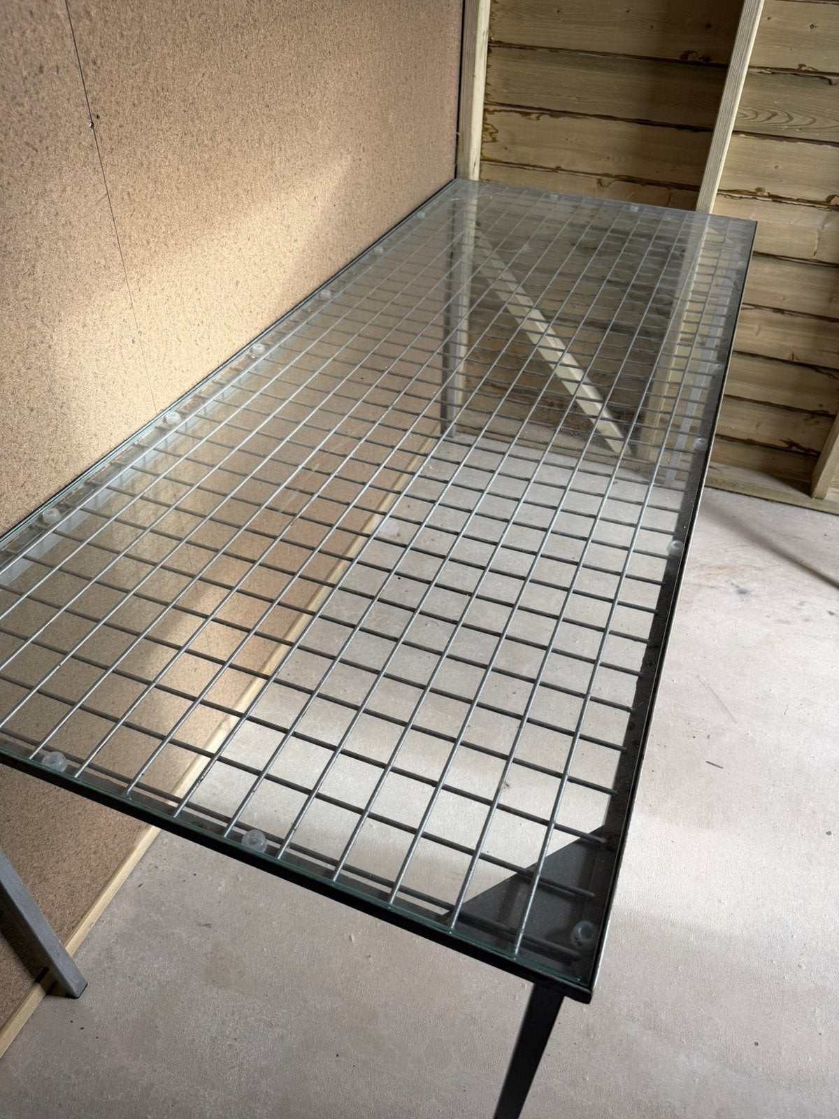Glazen tafel/bureau stalen frame, Huis en Inrichting, Bureaus, Ophalen, Zo goed als nieuw