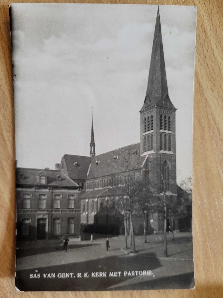 ansicht Sas van Gent Kerk Pastorie, Ophalen of Verzenden, Voor 1920, Zeeland