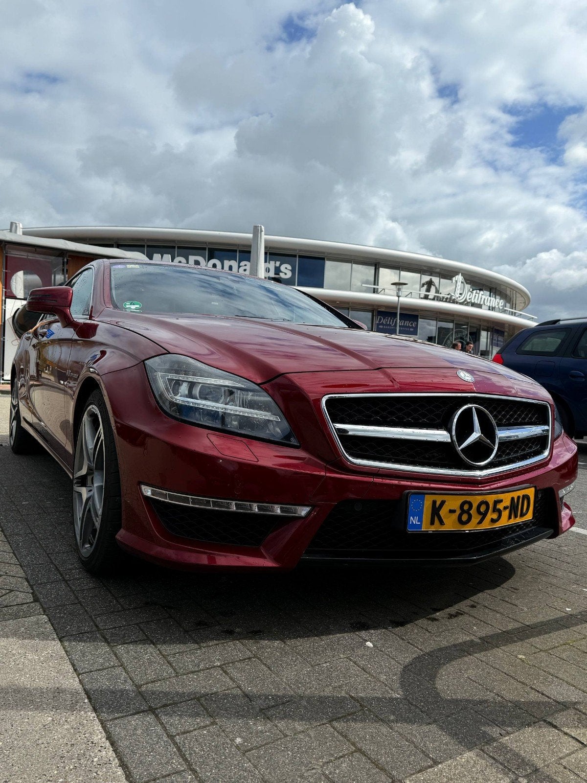 Mercedes-Benz Mercedes-amg 2012 Rood, Auto's, Mercedes-Benz, Automaat, 1770 kg, 4 stoelen, 120 €/maand