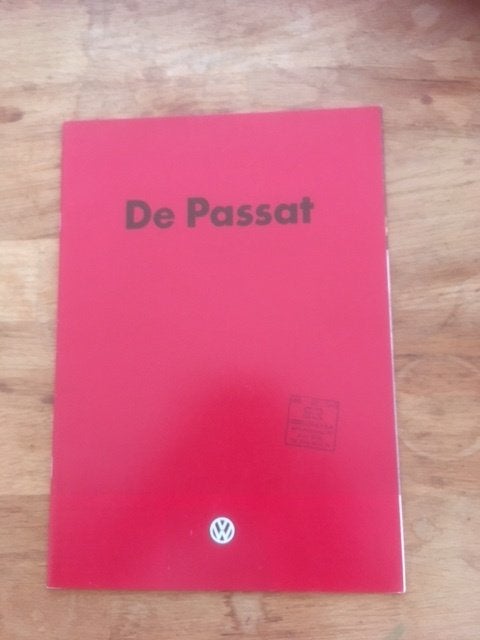 Volkswagen Passat brochure uit 1985, Volkswagen, Ophalen of Verzenden, Zo goed als nieuw, Volkswagen
