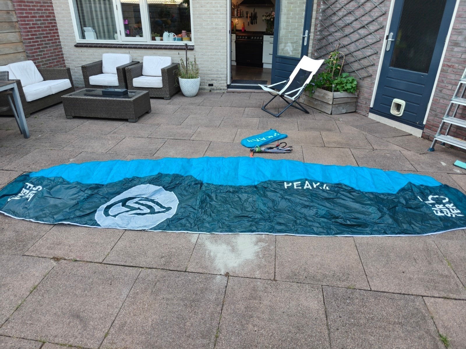 Flysurfer Peak 5m2, Sport en Fitness, Vliegeren, Ophalen of Verzenden, Zo goed als nieuw, Vierlijns, Vlieger