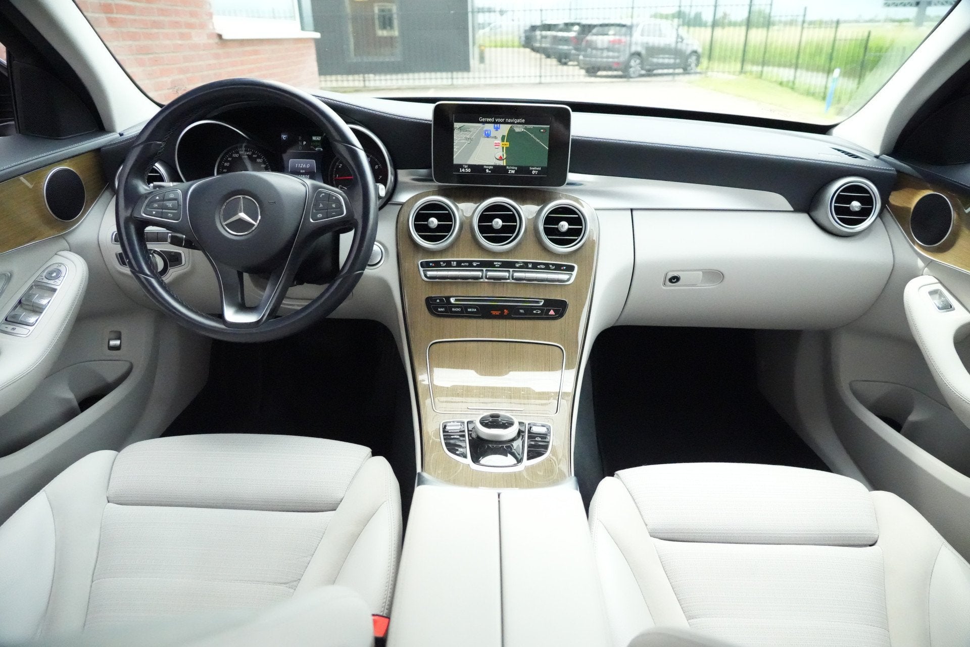 Mercedes-Benz C-Klasse 350 e Lease Edition 279pk Navigatie/T, Auto's, Automaat, Achterwielaandrijving, Gebruikt, Euro 6