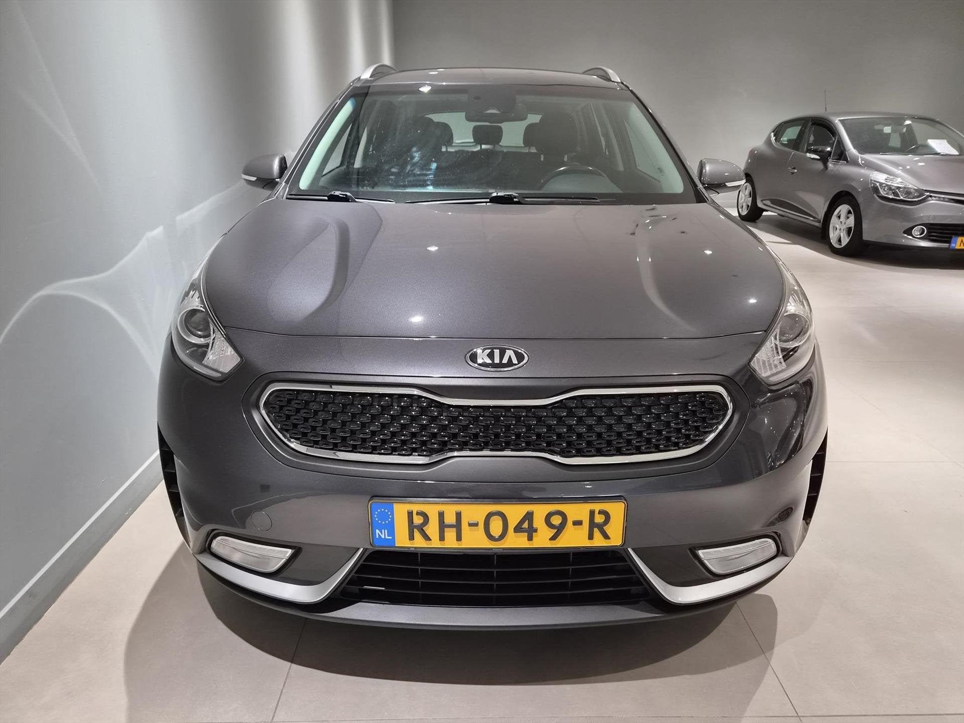 KIA Niro 1.6 GDi Hybrid 141pk DCT6 DynamicLine Navi/ Clima/, Auto's, Gebruikt, Leder en Stof, Origineel Nederlands, 26 km/l