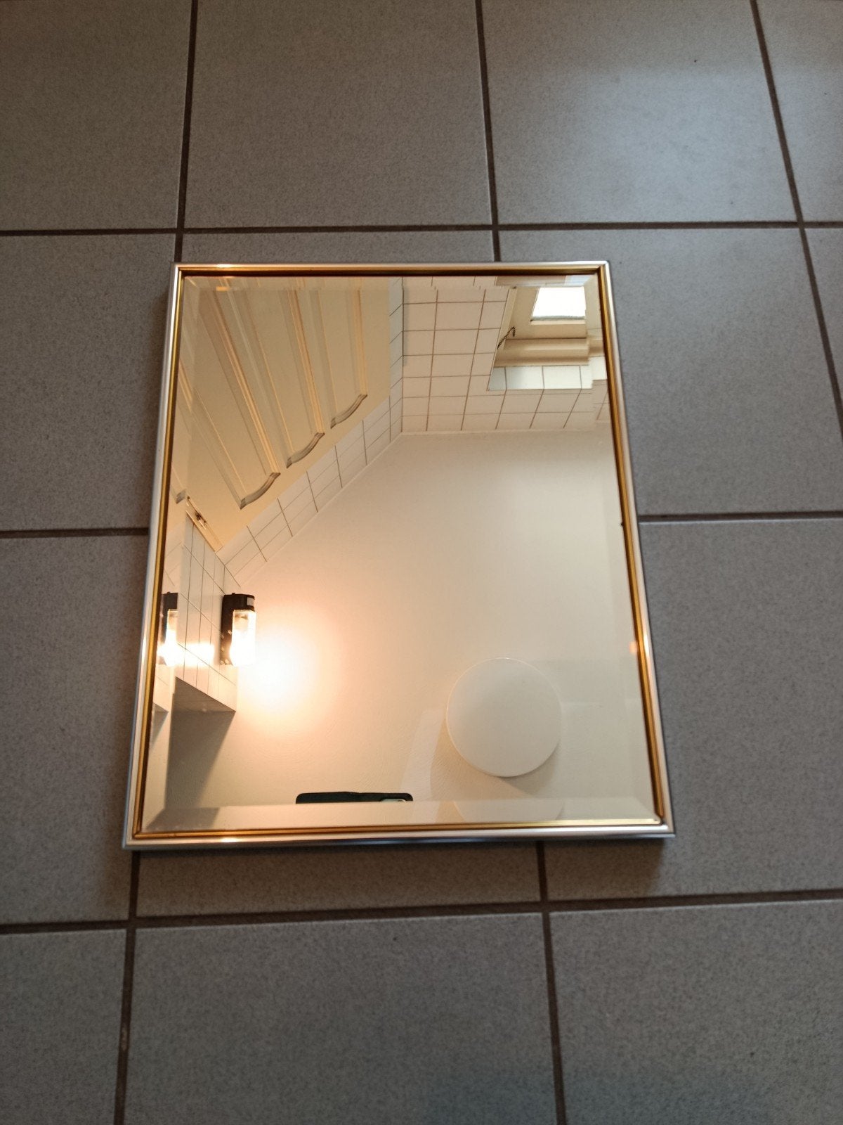 Mooie spiegel met subtiele rand - 40x50 cm, Huis en Inrichting, Woonaccessoires | Spiegels, Minder dan 50 cm, Ophalen of Verzenden