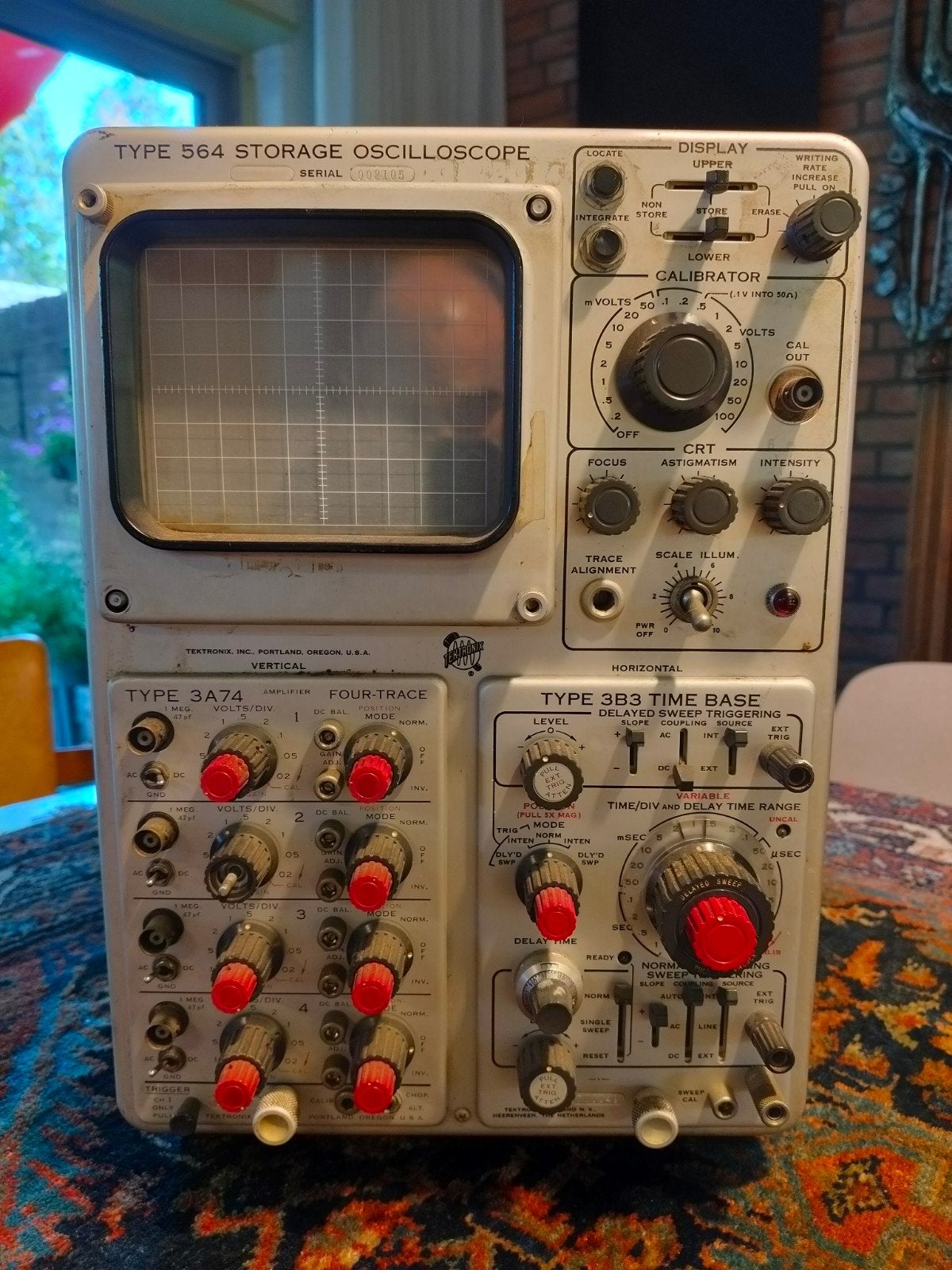 Defecte Tektronix Type 564 Storage Oscilloscoop, Hobby en Vrije tijd, Elektronica-componenten, Ophalen