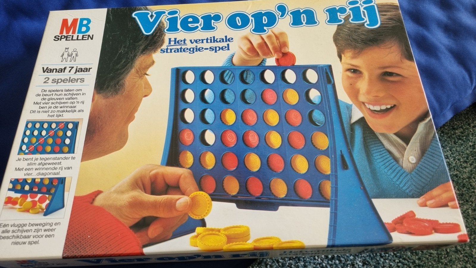 Vier op 'n rij - MB Spellen - Zo goed als nieuw, Een of twee spelers, Ophalen of Verzenden, Zo goed als nieuw, MB Spellen