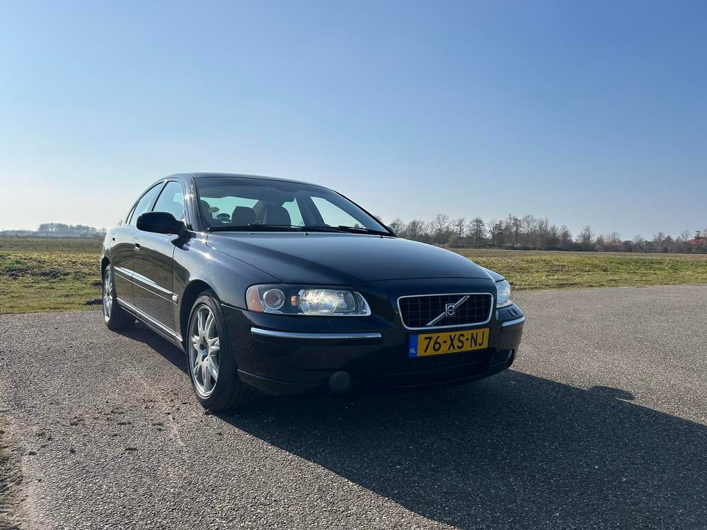 Volvo S60 2.4 D 2006 Blauw, Voorwielaandrijving, 15 km/l, Beige, Blauw