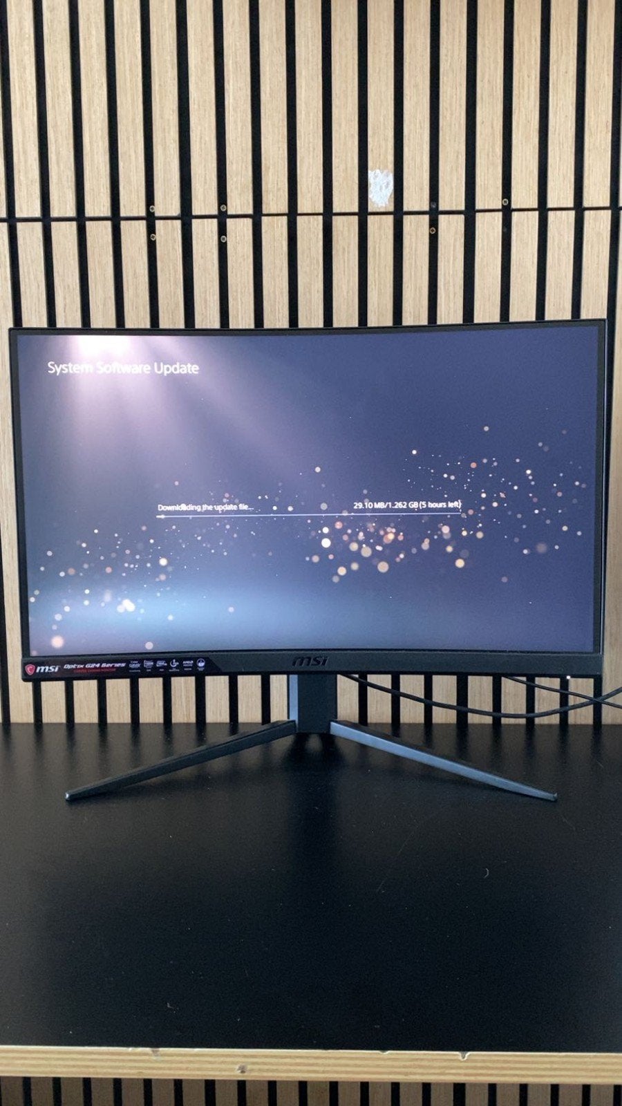 MSI Optix G24 Series Curved Gaming Monitor, MSI, 101 t/m 150 Hz, Full HD, Curved