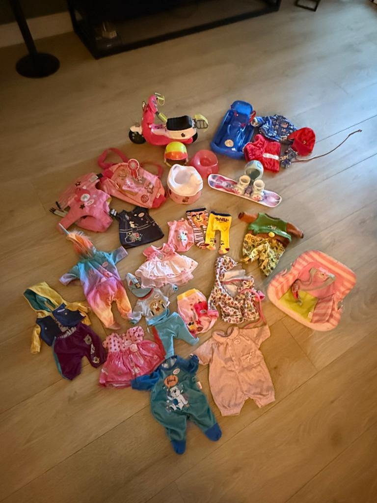 Poppenspullen, Ophalen of Verzenden, Zo goed als nieuw, Babypop
