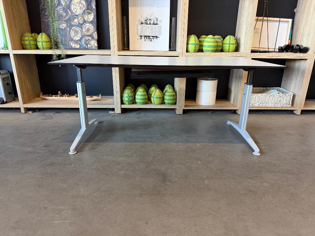 Lensvelt Verstelbaar bureau met slinger, kabelgoot, 24 st, Huis en Inrichting, 90 cm, 160 cm, Gebruikt, Ophalen of Verzenden