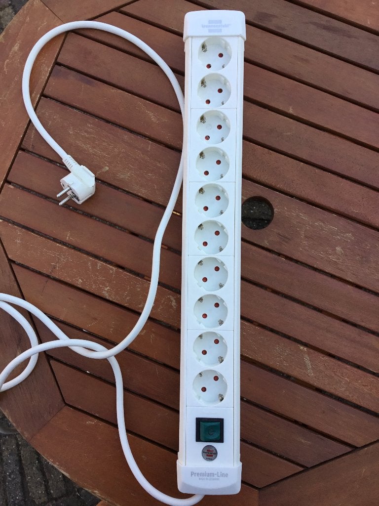 Brennenstuhl stekkerdoos, Doe-het-zelf en Verbouw, Elektra en Kabels, Ophalen of Verzenden, Zo goed als nieuw, Brennenstuhl, Stekkerdoos