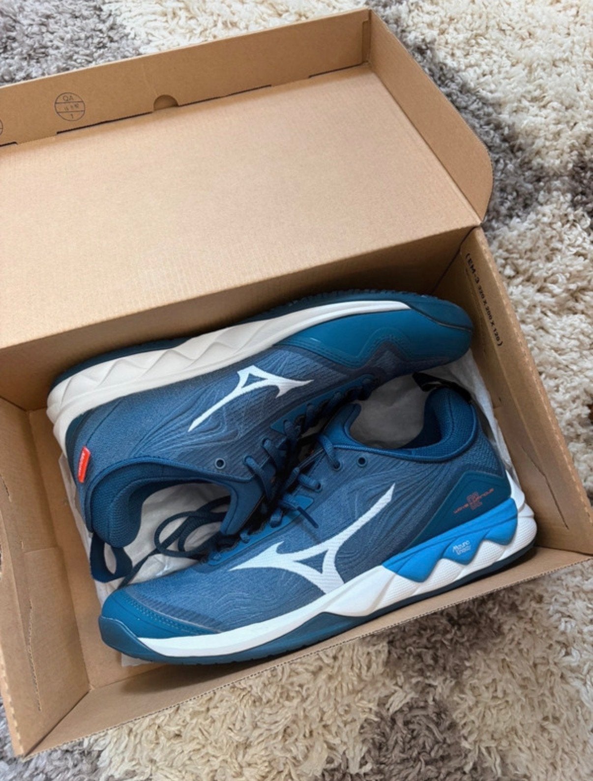 Nieuwe Mizuno Wave Luminous 2 Volleybalschoenen, Ophalen of Verzenden, Nieuw, Blauw, Sportschoenen