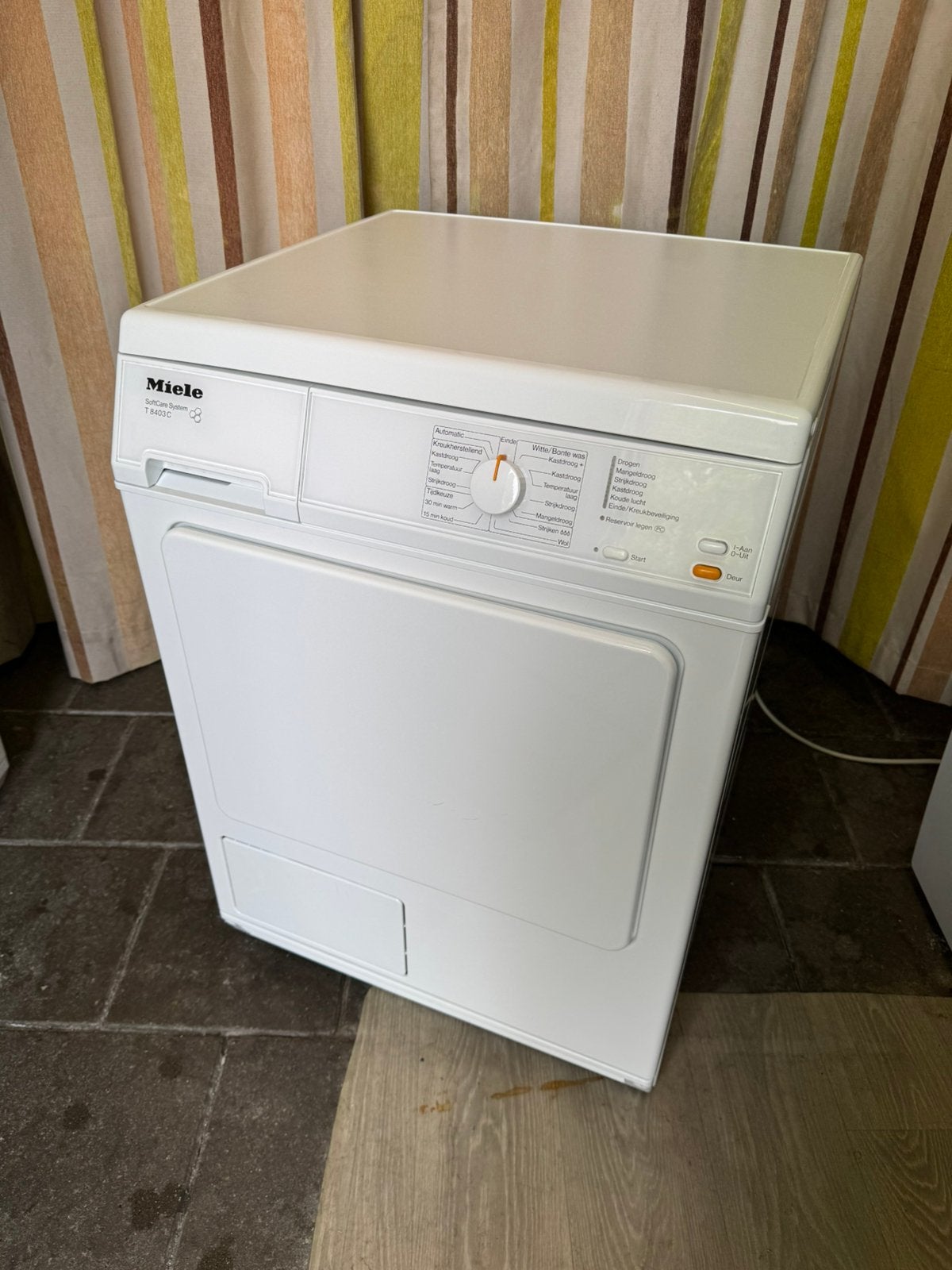Miele Condensdroger | 6KG | Werkt Goed | Draaiend te zien, Ophalen, Gebruikt, Minder dan 85 cm, 4 tot 6 kg